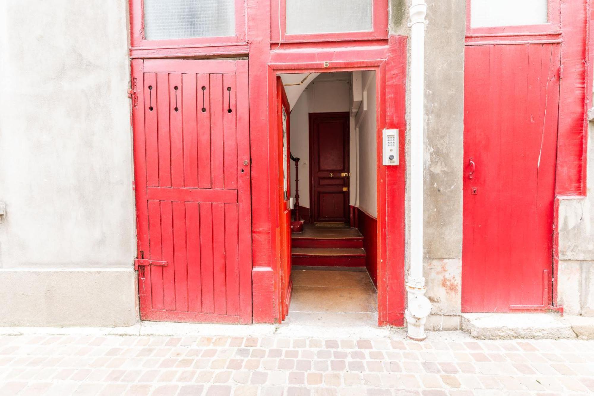 Loft 4 Bedroom Montmartre Pigalle Ac By Lcc Agency Paris Exterior foto